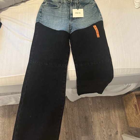 PIRAL Two-Tone Blue and Black Wide-Leg Jeans - Picture 3 of 4